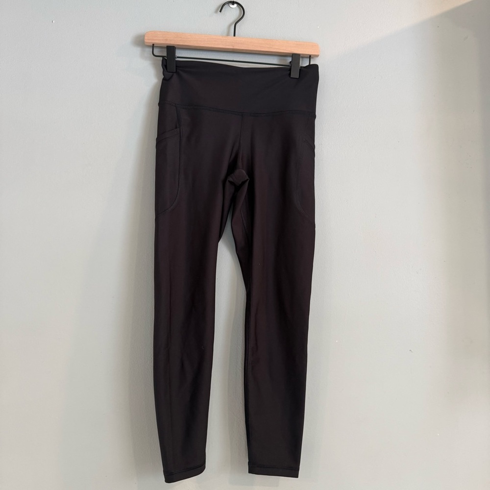 Old Navy Active Black High-Rise Leggings
